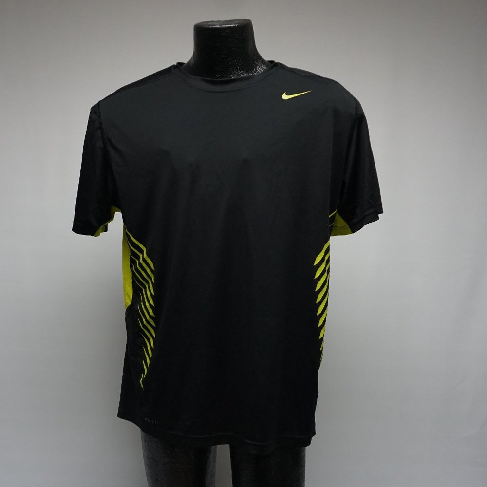 Nike Drifit XL Men's Sports Tee
